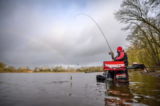 Silent fishing. 